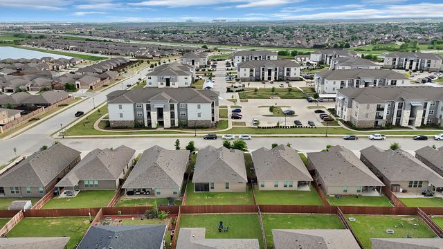 312 Frenchpark Drive, Fort Worth, TX 76052