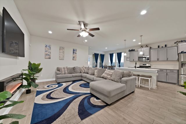 312 Frenchpark Drive, Fort Worth, TX 76052
