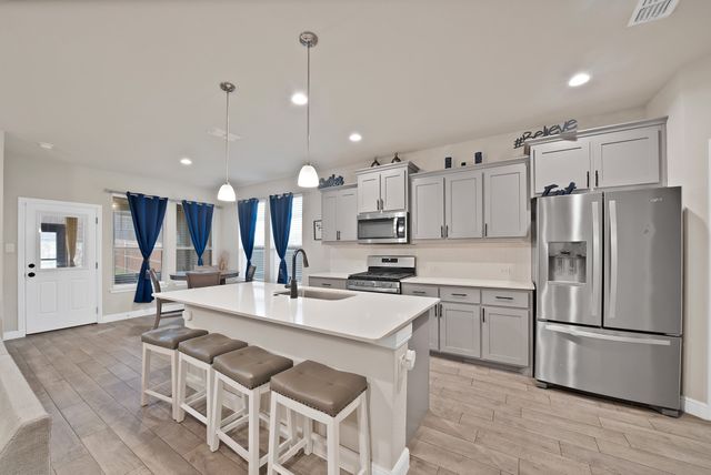 312 Frenchpark Drive, Fort Worth, TX 76052