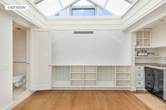 37 W 87th St Apt 2, New York City, NY 10024