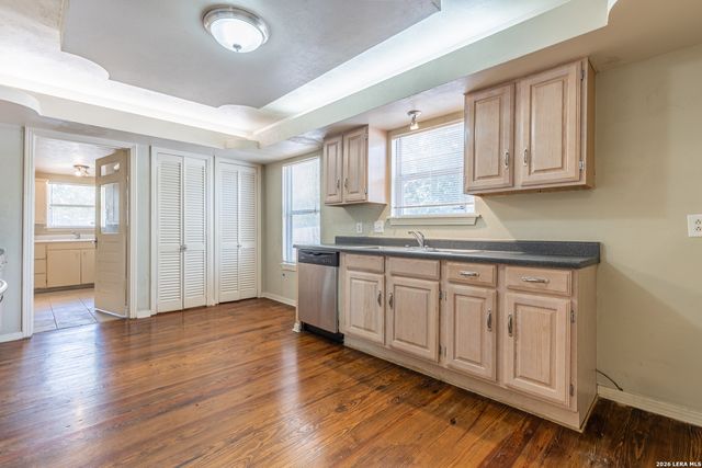 352 TUTTLE RD, Terrell Hills, TX 78209