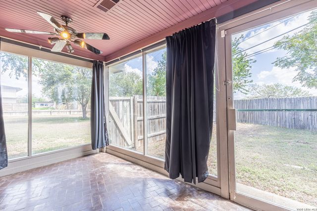 352 TUTTLE RD, Terrell Hills, TX 78209