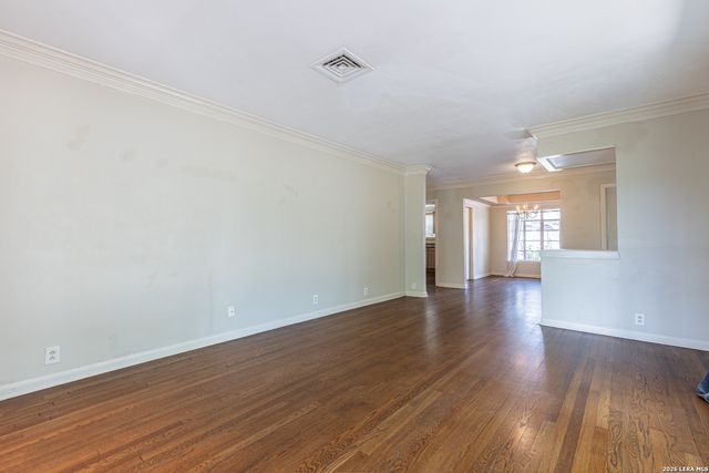 352 TUTTLE RD, Terrell Hills, TX 78209