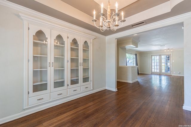 352 TUTTLE RD, Terrell Hills, TX 78209