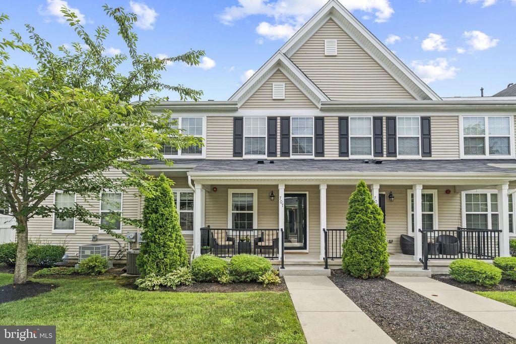 707 LEXINGTON, Swedesboro, NJ 08085