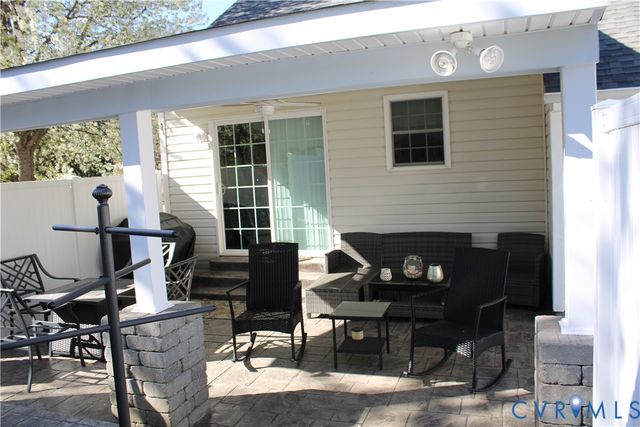 5113 Crossvine Dr, North Chesterfield, VA 23237