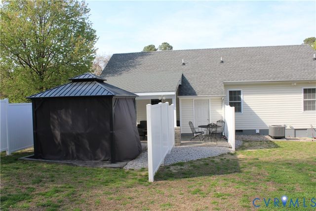 5113 Crossvine Dr, North Chesterfield, VA 23237