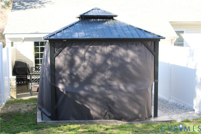 5113 Crossvine Dr, North Chesterfield, VA 23237