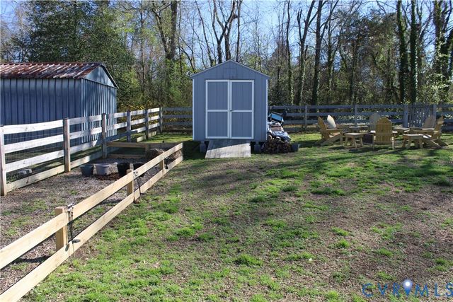 5113 Crossvine Dr, North Chesterfield, VA 23237