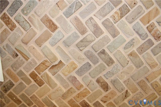 5113 Crossvine Dr, North Chesterfield, VA 23237