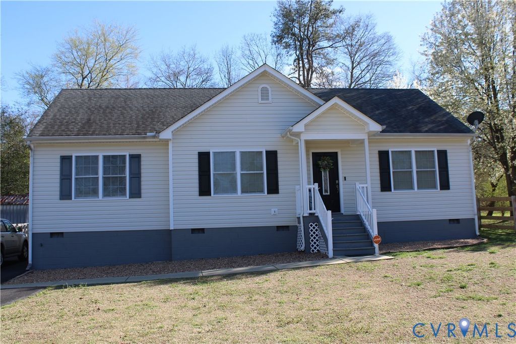 5113 Crossvine Dr, North Chesterfield, VA 23237