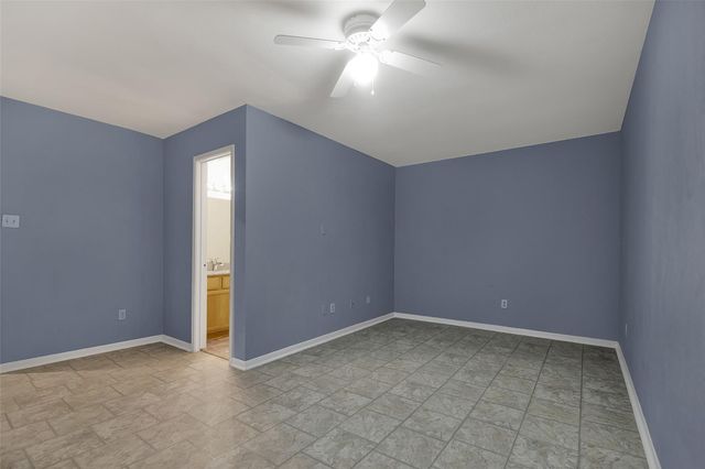 2203 Place Rebecca Lane C2, Houston, TX 77090