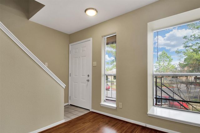 2203 Place Rebecca Lane C2, Houston, TX 77090