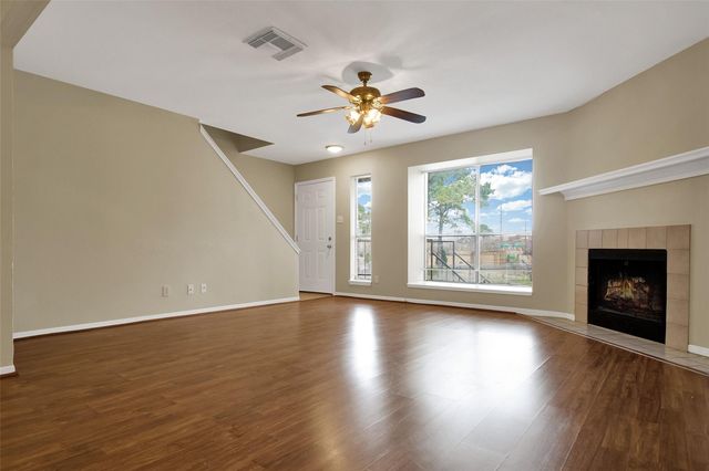 2203 Place Rebecca Lane C2, Houston, TX 77090