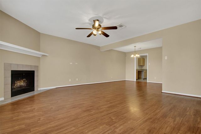 2203 Place Rebecca Lane C2, Houston, TX 77090