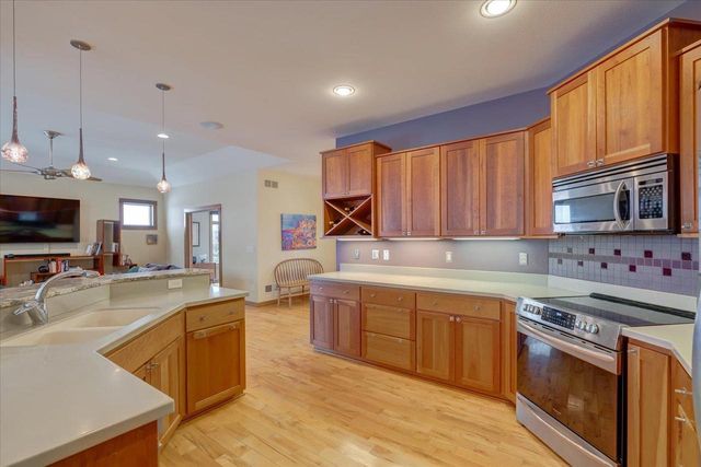 4873 Highwood Circle, Middleton, WI 53562