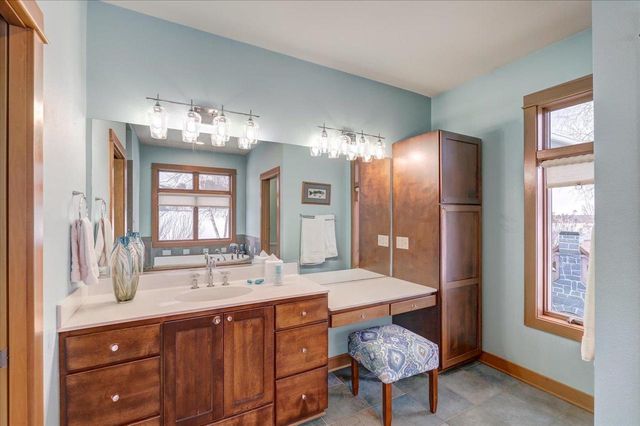 4873 Highwood Circle, Middleton, WI 53562