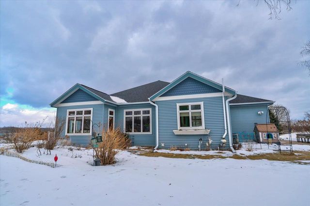 4873 Highwood Circle, Middleton, WI 53562