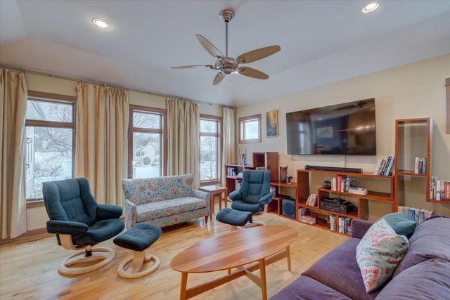 4873 Highwood Circle, Middleton, WI 53562