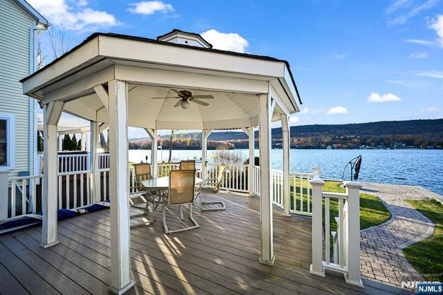 59 Forest Lake Drive, West Milford, NJ 07421