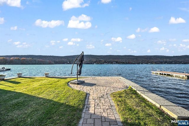 59 Forest Lake Drive, West Milford, NJ 07421