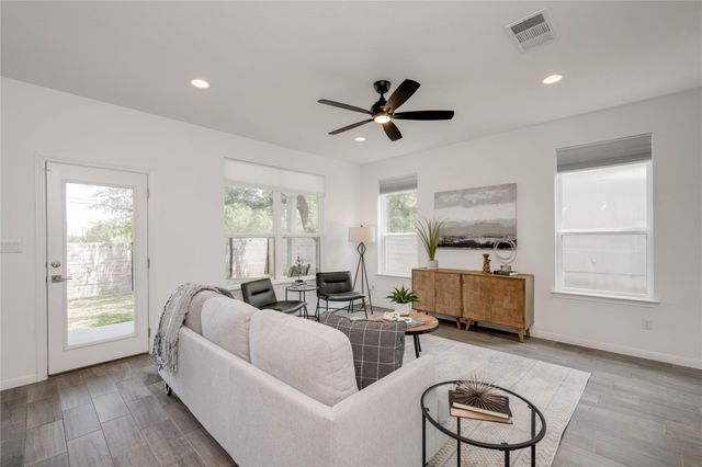 16601 Sydney Carol LN, Austin, TX 78734