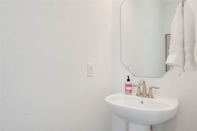 16601 Sydney Carol LN, Austin, TX 78734