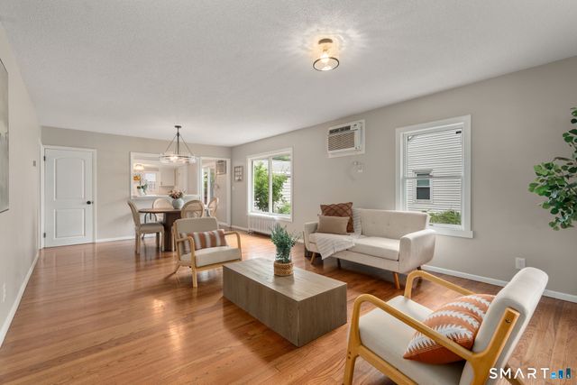 113 Branford Street, Manchester, CT 06040