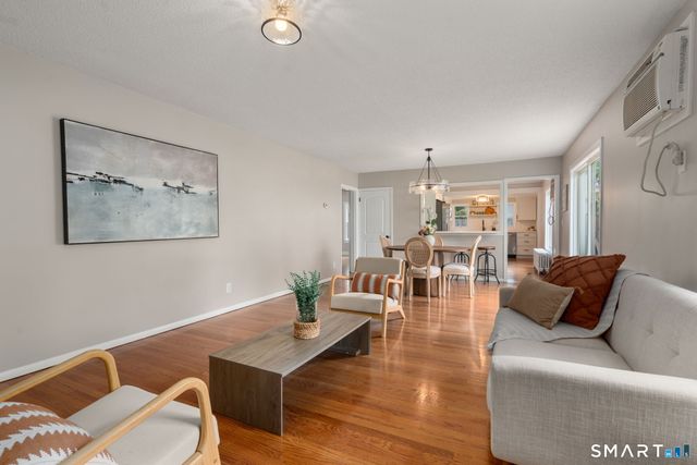 113 Branford Street, Manchester, CT 06040