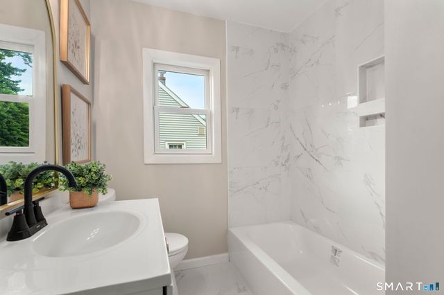 113 Branford Street, Manchester, CT 06040
