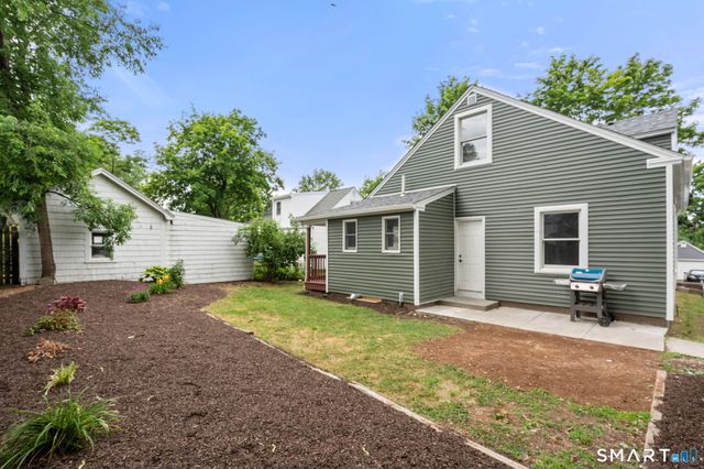 113 Branford Street, Manchester, CT 06040
