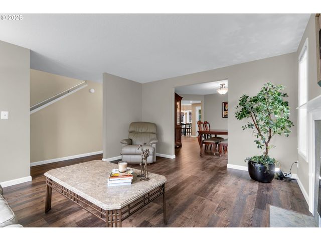 11541 Sw WOODLEE HEIGHTS Ct Sw, Portland, OR 97219