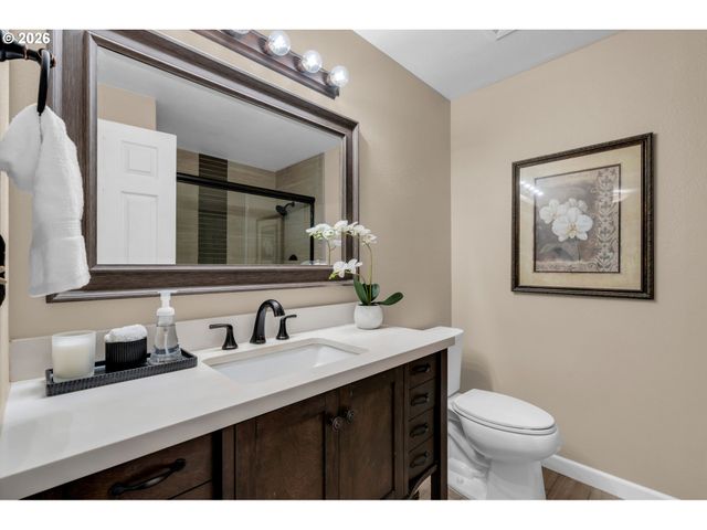 11541 Sw WOODLEE HEIGHTS Ct Sw, Portland, OR 97219