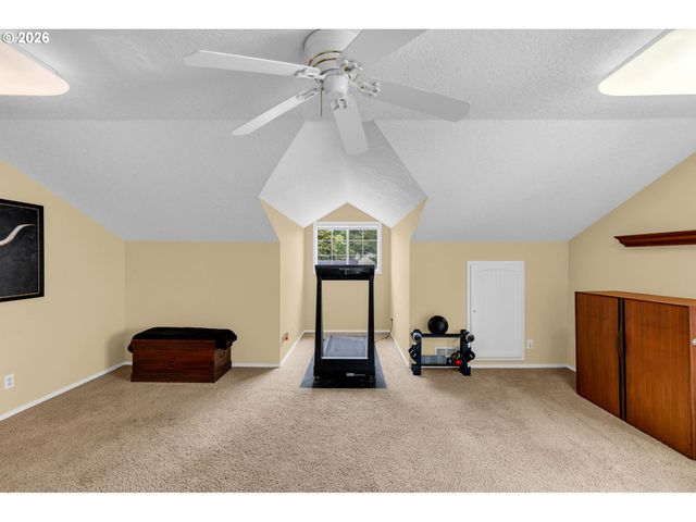 11541 Sw WOODLEE HEIGHTS Ct Sw, Portland, OR 97219