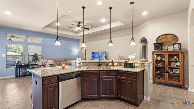 15624 Hill Lane, Selma, TX 78154