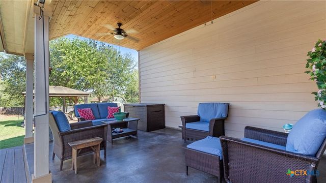 15624 Hill Lane, Selma, TX 78154