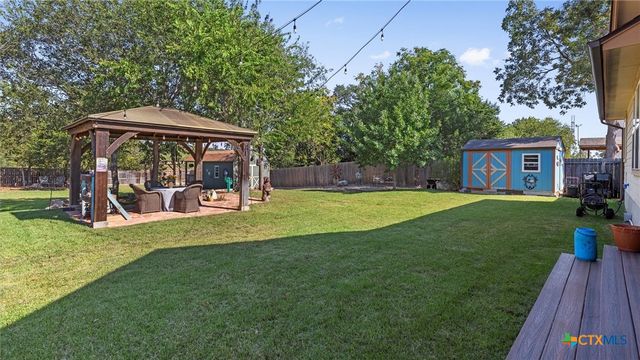 15624 Hill Lane, Selma, TX 78154