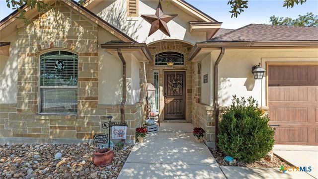 15624 Hill Lane, Selma, TX 78154
