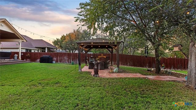 15624 Hill Lane, Selma, TX 78154
