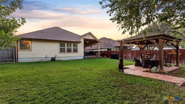 15624 Hill Lane, Selma, TX 78154