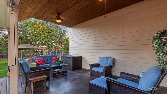 15624 Hill Lane, Selma, TX 78154