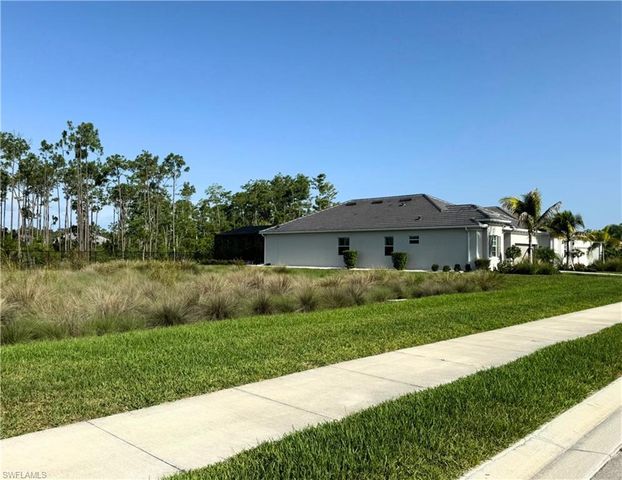 13703 Blue Bay CIR, Fort Myers, FL 33913