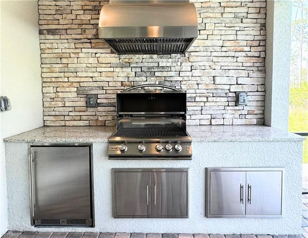 13703 Blue Bay CIR, Fort Myers, FL 33913