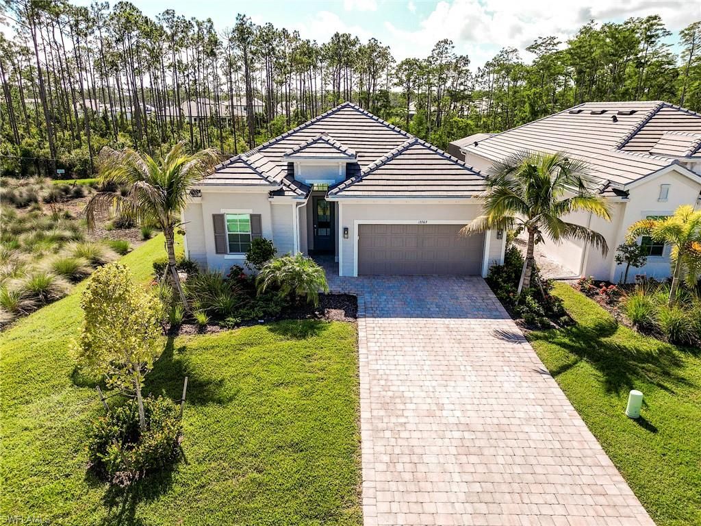 13703 Blue Bay CIR, Fort Myers, FL 33913