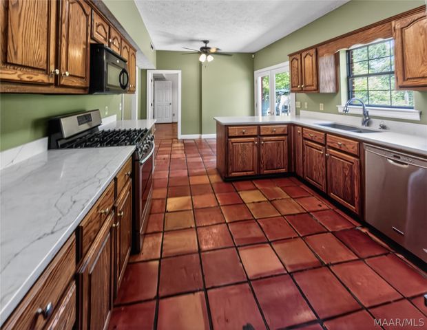1630 County Road 57 ., Prattville, AL 36067