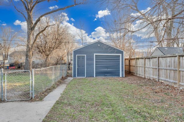 1401 W 34th St S, Wichita, KS 67217