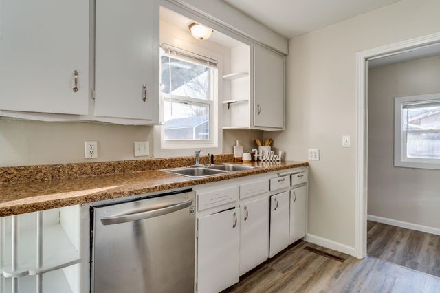 1401 W 34th St S, Wichita, KS 67217