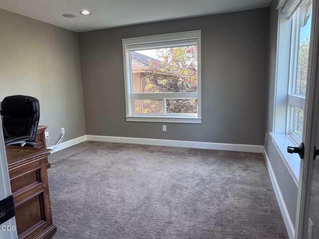 61152 SE Sydney Harbor Drive, Bend, OR 97702