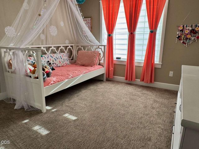 61152 SE Sydney Harbor Drive, Bend, OR 97702