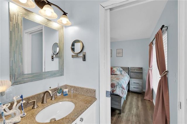 1371 Torreya CIR, North Fort Myers, FL 33917